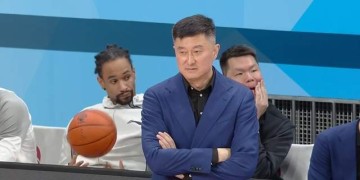 该醒醒了！广东杜锋一战引众怒，3大失误太致命，用人一塌糊涂