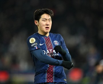 运气-巴黎官方：恩贾恩图继续进行个人康复计划，李刚仁恢复合练